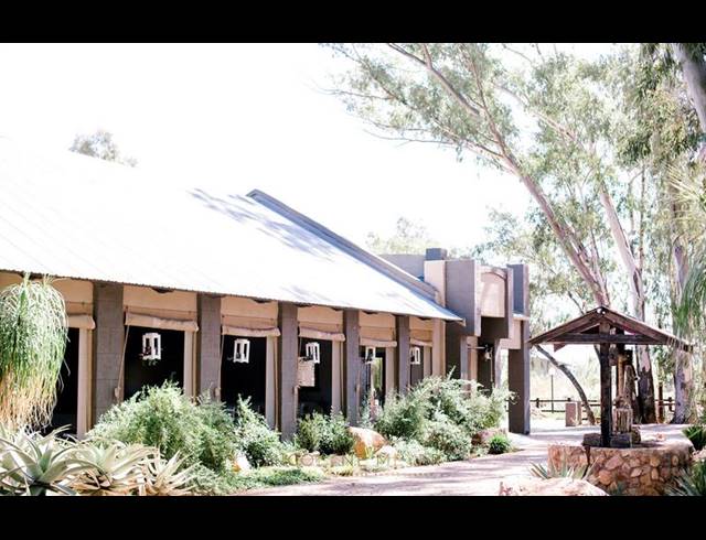 BUSINESS FOR SALE IN PARYS CENTRAL